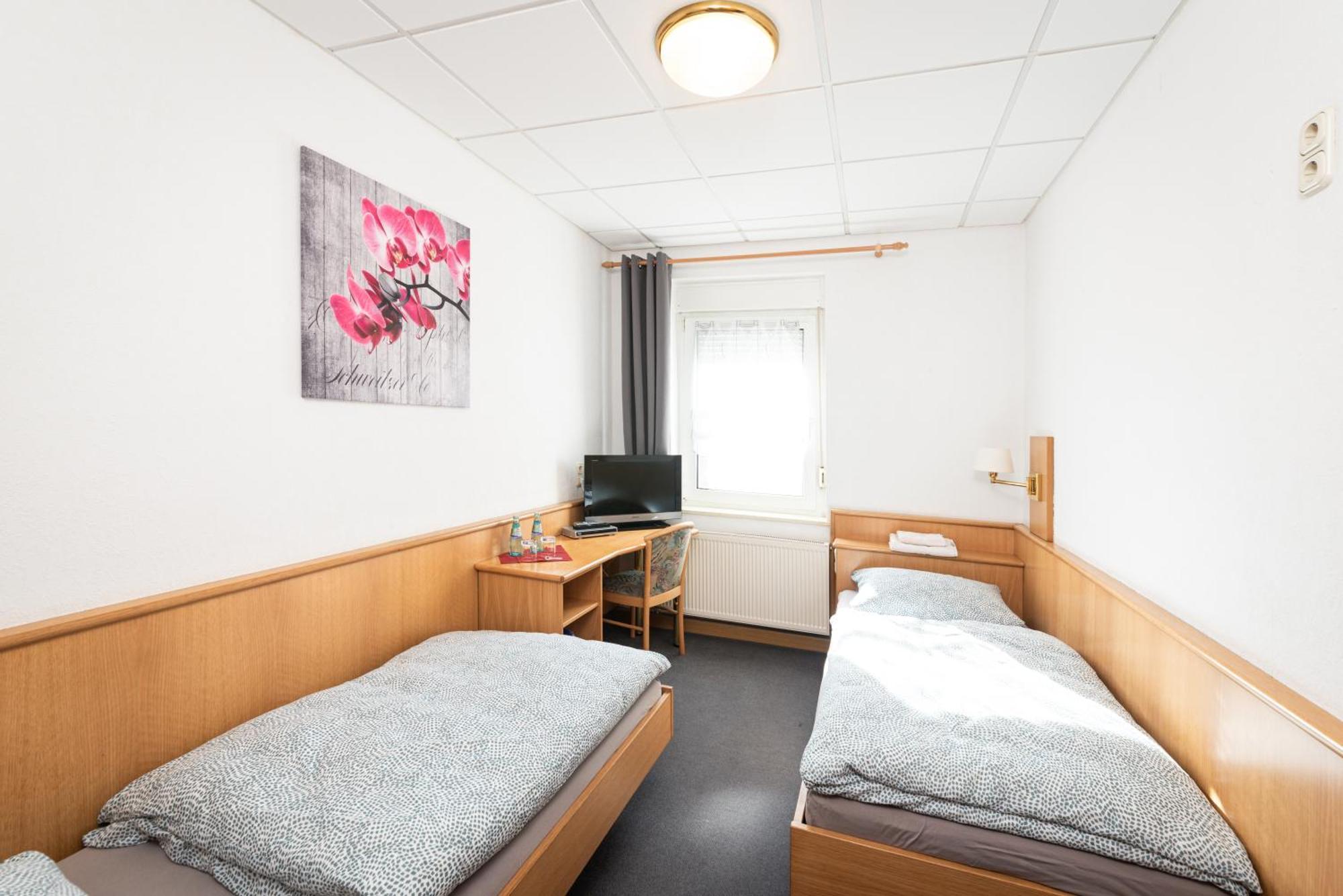 Pension Greiser Leipzig Buitenkant foto