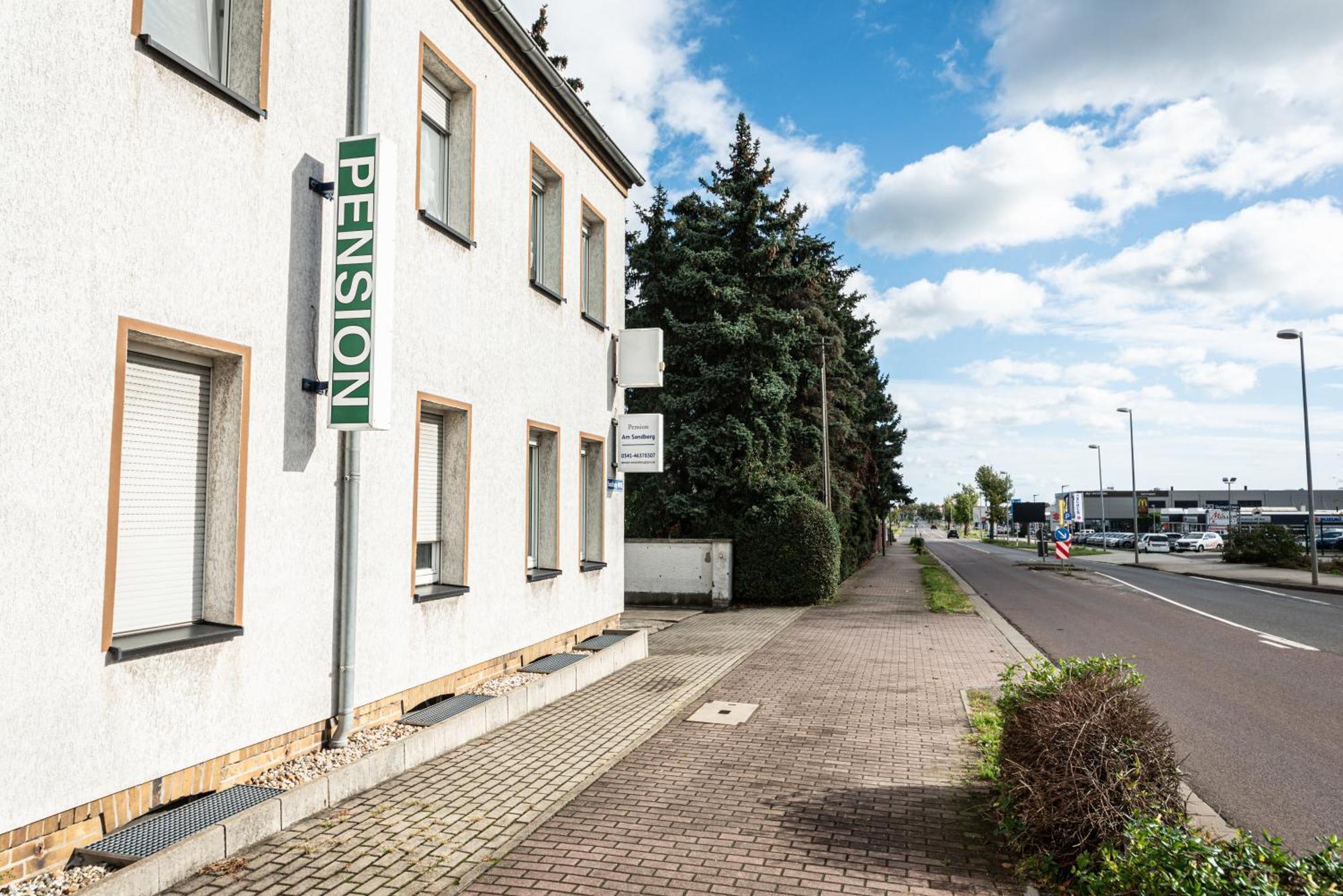 Pension Greiser Leipzig Buitenkant foto