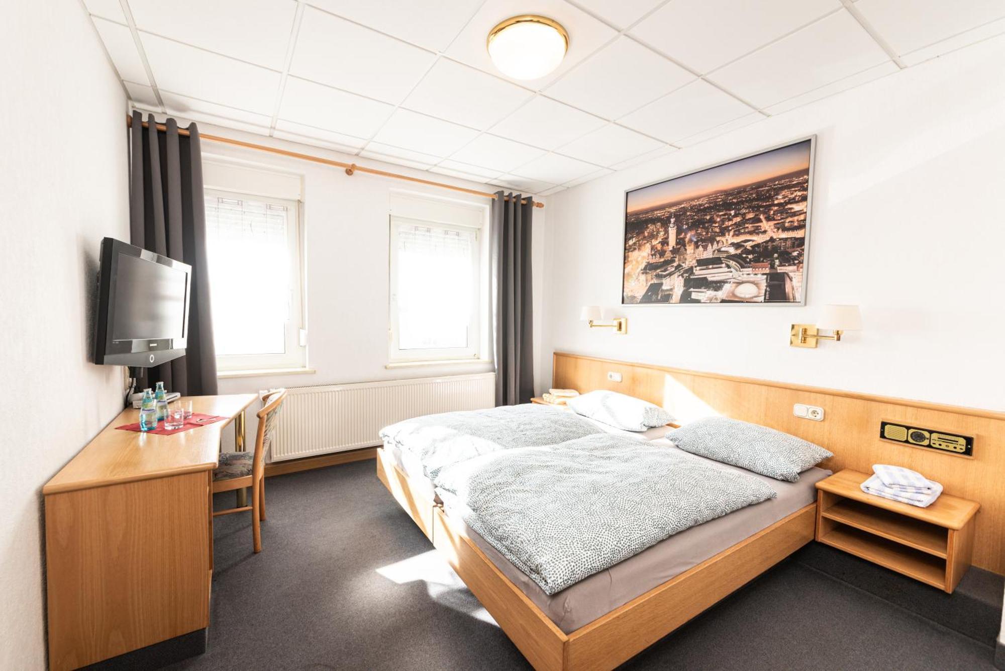 Pension Greiser Leipzig Buitenkant foto